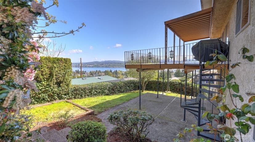 Property photo for 8208 S 124th Street, Seattle photo 32