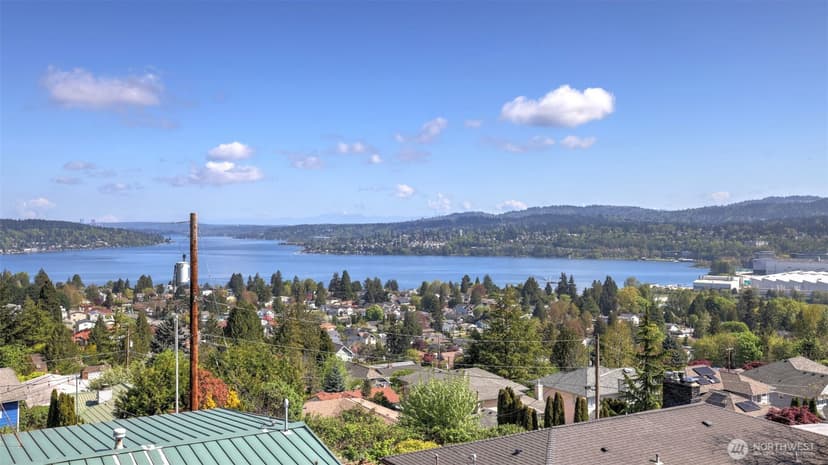 Property photo for 8208 S 124th Street, Seattle photo 29