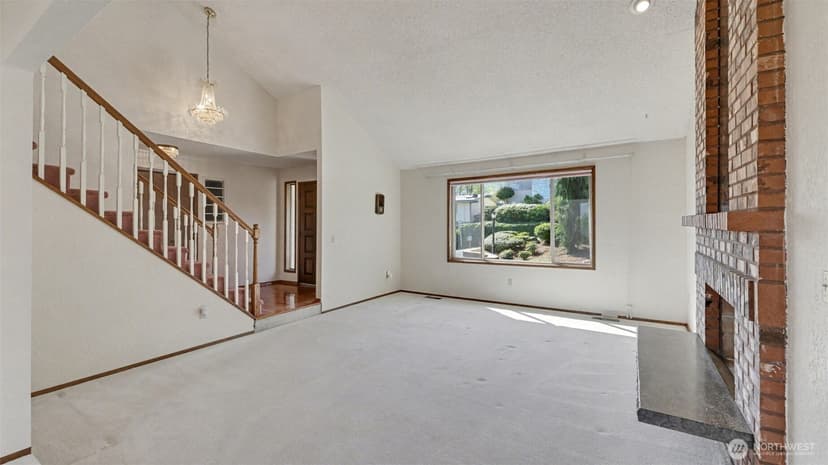 Property photo for 8208 S 124th Street, Seattle photo 7