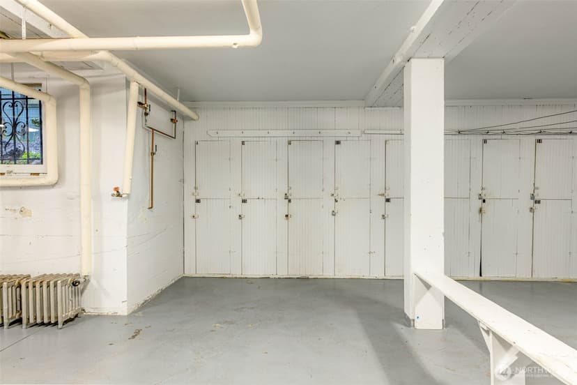 Property photo for 1427 3rd Avenue W #8, Seattle photo 21