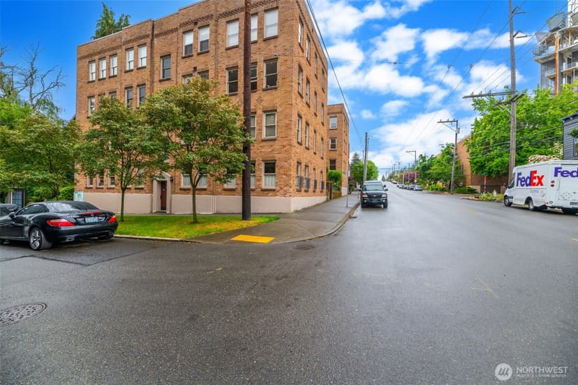 Property photo for 1427 3rd Avenue W #8, Seattle photo 34