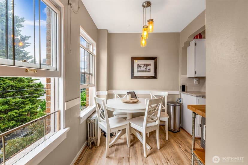 Property photo for 1427 3rd Avenue W #8, Seattle photo 10