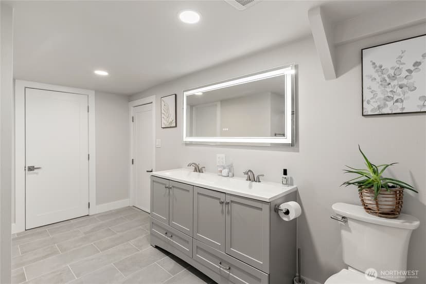 Property photo for 469 Hoquiam Avenue NE, Renton photo 22
