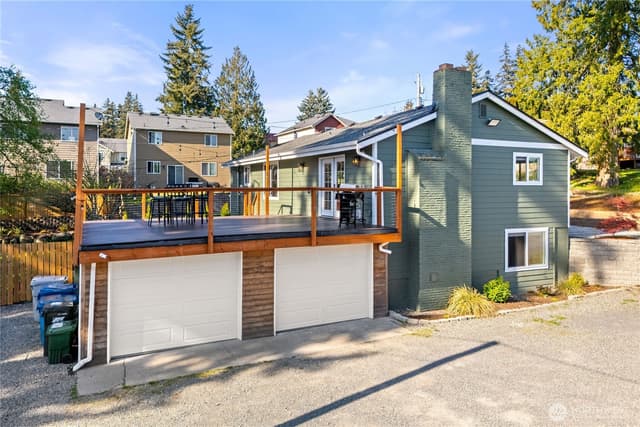 Property photo for 469 Hoquiam Avenue NE, Renton photo 2