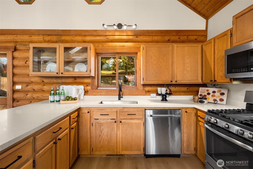 Property photo for 44422 SE 142nd Place, North Bend photo 10