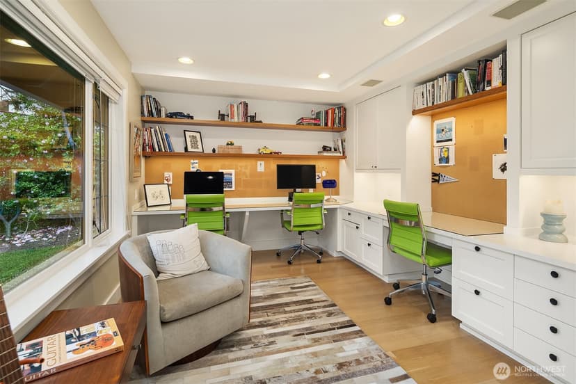 Property photo for 3530 W Laurelhurst Drive NE, Seattle photo 15