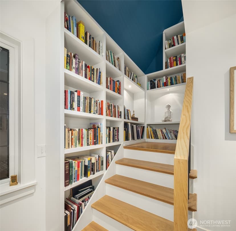 Property photo for 3530 W Laurelhurst Drive NE, Seattle photo 18