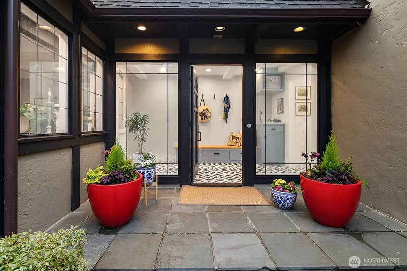 Property photo for 3530 W Laurelhurst Drive NE, Seattle photo 32