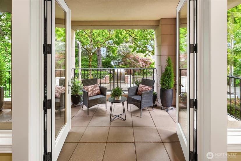 Property photo for 1188 Harvard Avenue E #4, Seattle photo 9