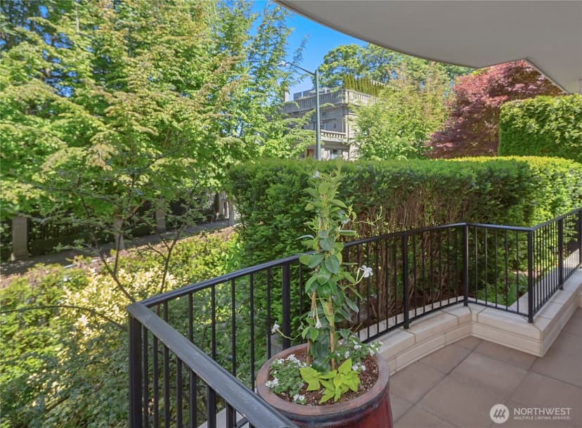 Property photo for 1188 Harvard Avenue E #4, Seattle photo 22