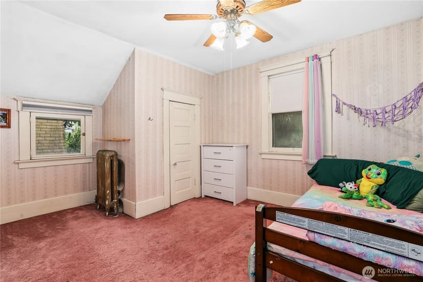 Property photo for 115 F Street SE, Auburn photo 24