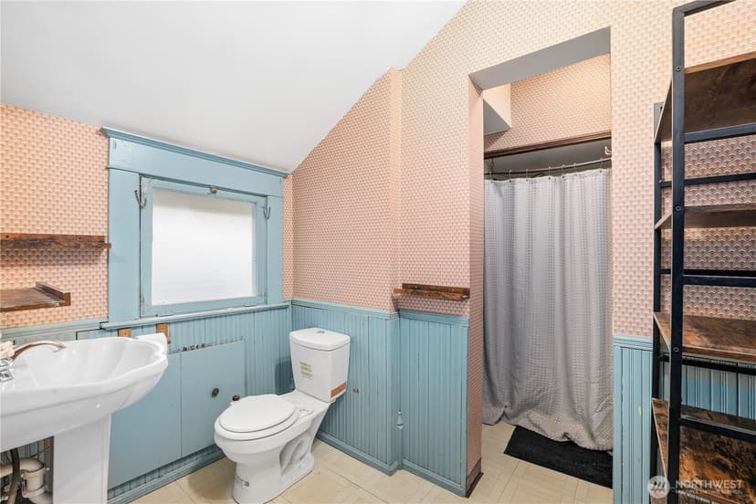 Property photo for 115 F Street SE, Auburn photo 26