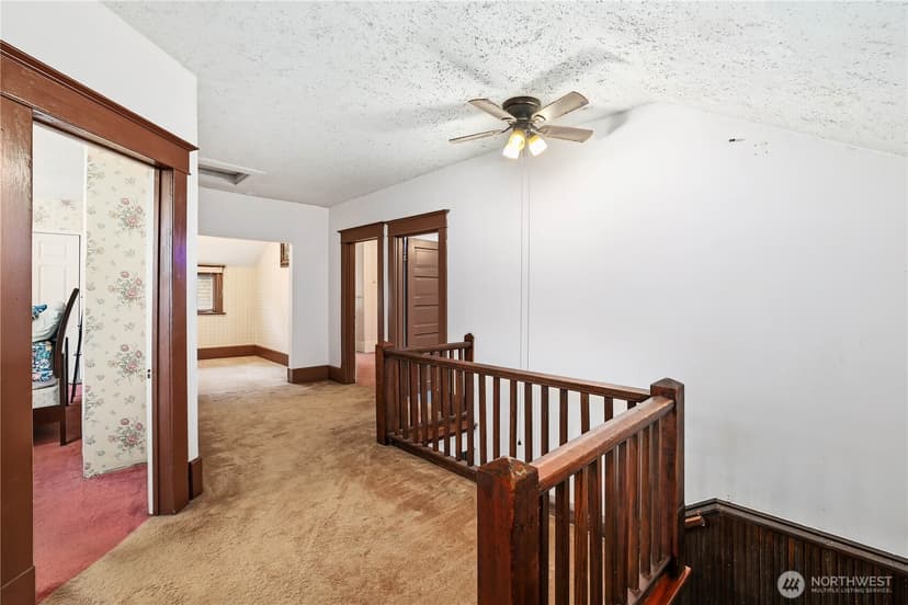 Property photo for 115 F Street SE, Auburn photo 22