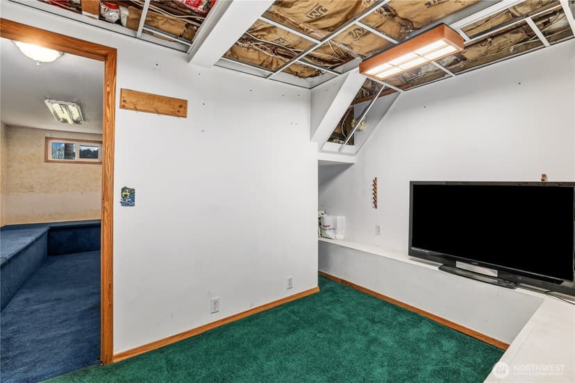 Property photo for 115 F Street SE, Auburn photo 28