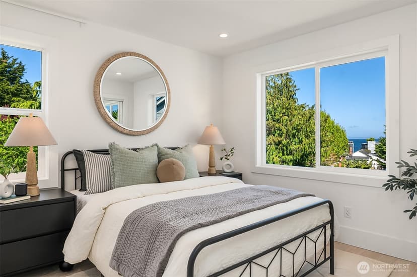 Property photo for 3023 65th Avenue SW, Seattle photo 29