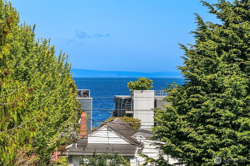 Property photo for 3023 65th Avenue SW, Seattle photo 36
