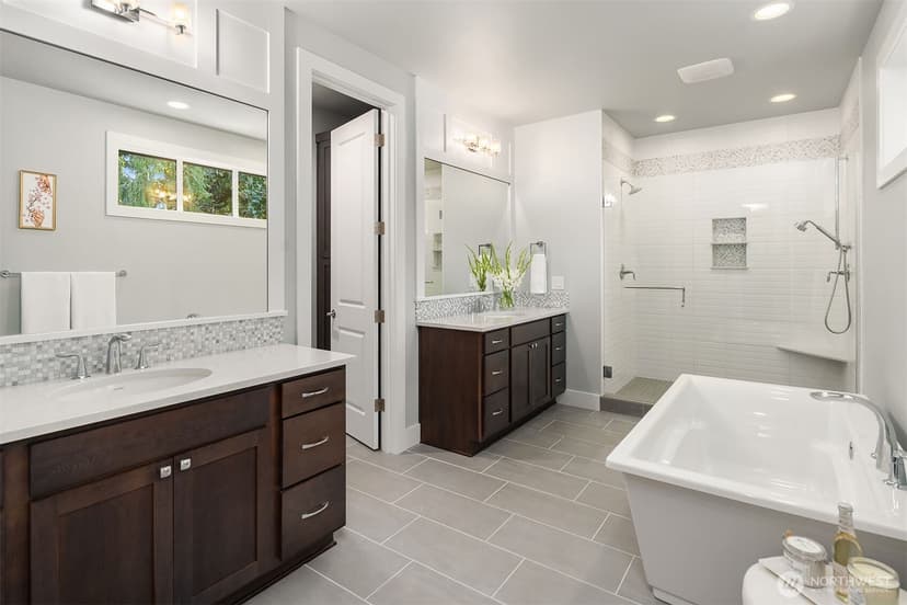 Property photo for 4525 90th Avenue SE, Mercer Island photo 21