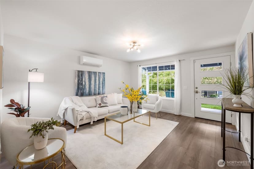 Property photo for 25 E Intercity Avenue, Everett photo 4