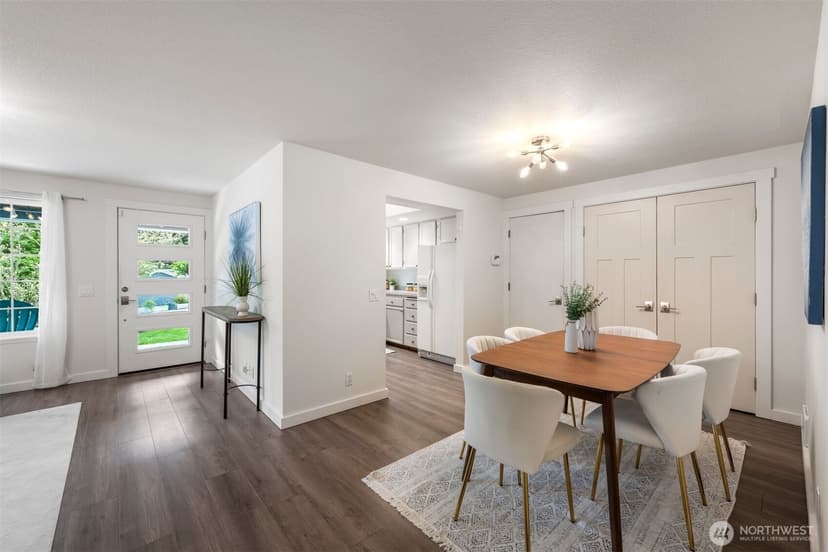Property photo for 25 E Intercity Avenue, Everett photo 7
