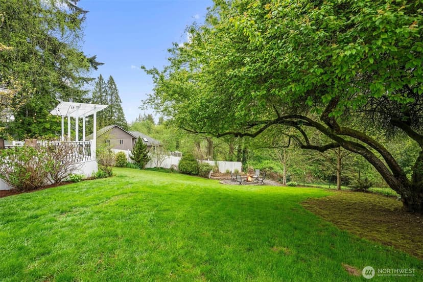 Property photo for 25 E Intercity Avenue, Everett photo 25