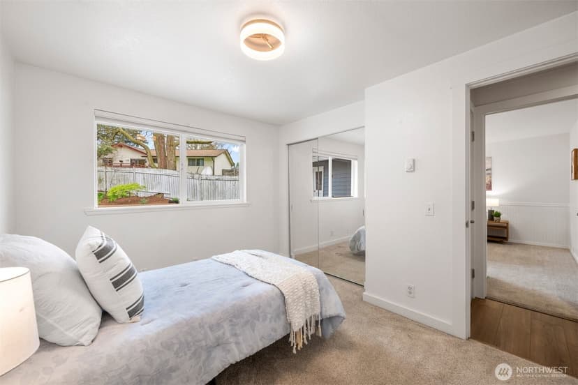 Property photo for 25 E Intercity Avenue, Everett photo 20