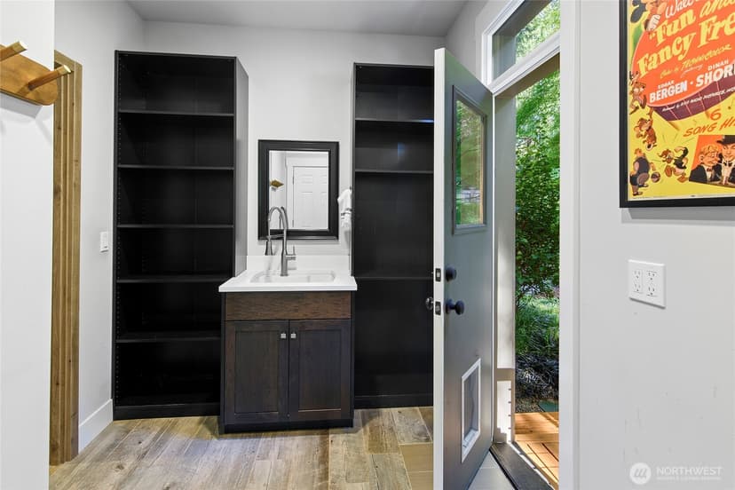 Property photo for 8587 Springridge Road NE, Bainbridge Island photo 9