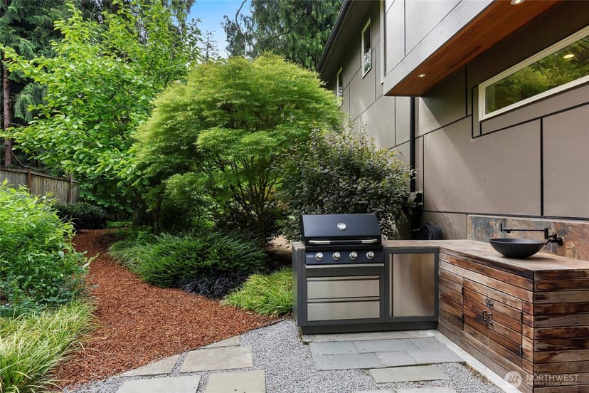 Property photo for 8587 Springridge Road NE, Bainbridge Island photo 19