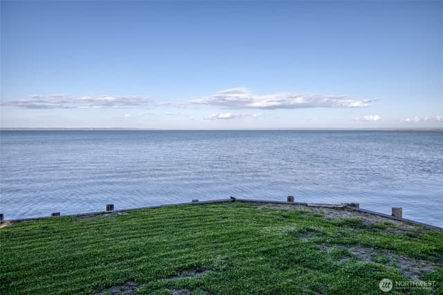 Property photo for 841 Bay View Court SE, Ocean Shores photo 5