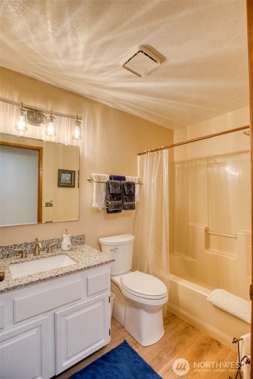 Property photo for 841 Bay View Court SE, Ocean Shores photo 33