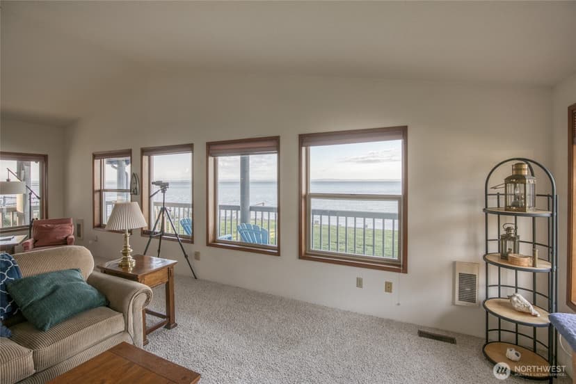 Property photo for 841 Bay View Court SE, Ocean Shores photo 16