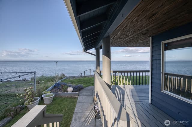 Property photo for 841 Bay View Court SE, Ocean Shores photo 3