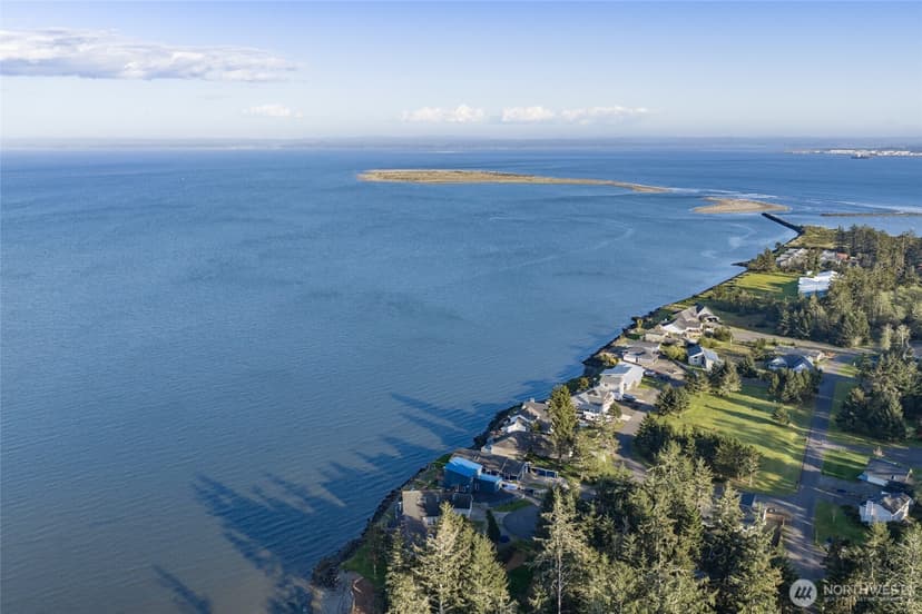 Property photo for 841 Bay View Court SE, Ocean Shores photo 37