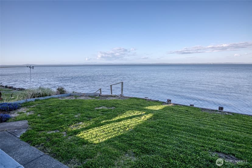 Property photo for 841 Bay View Court SE, Ocean Shores photo 6