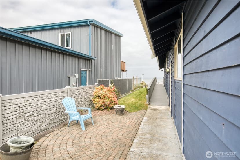 Property photo for 841 Bay View Court SE, Ocean Shores photo 36