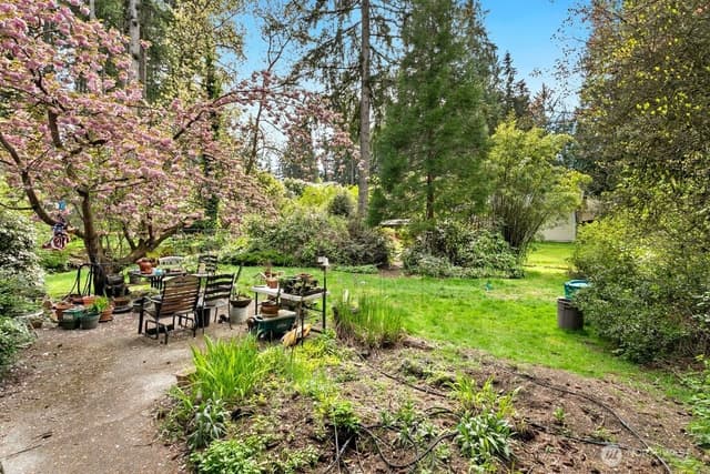 Property photo for 1605 153rd Avenue SE, Bellevue photo 5