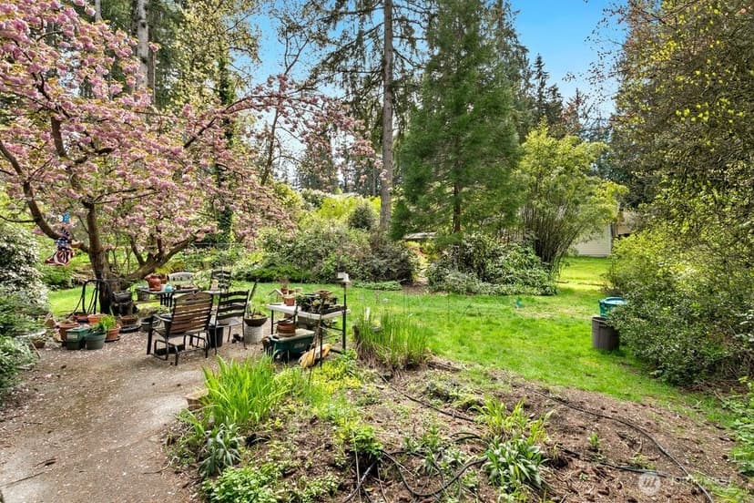 Property photo for 1605 153rd Avenue SE, Bellevue photo 5