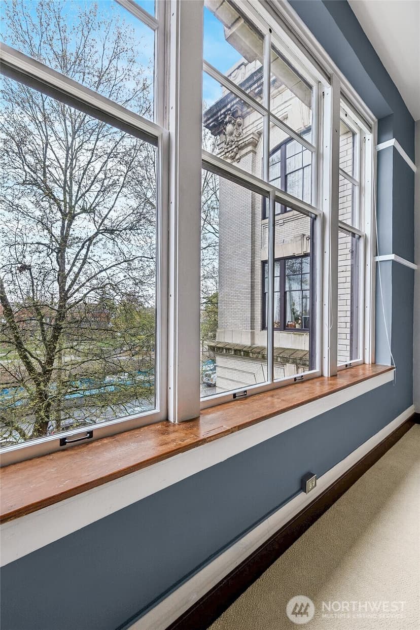 Property photo for 201 Galer Street #414, Seattle photo 13