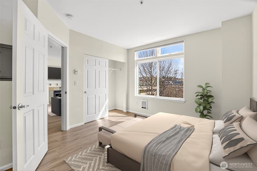 Property photo for 18 Dravus Street #407, Seattle photo 11