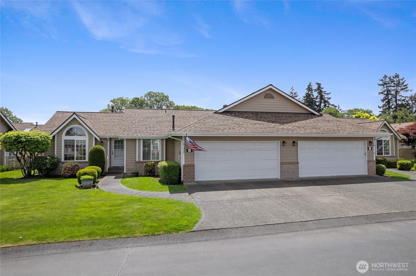Property photo for 34 Lakewood Oaks Drive SW, Lakewood photo 2