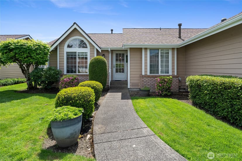 Property photo for 34 Lakewood Oaks Drive SW, Lakewood photo 3