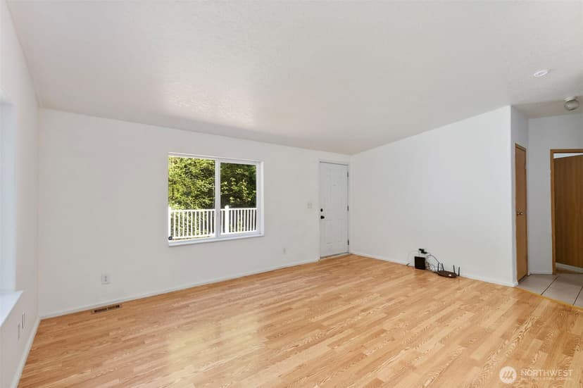 Property photo for 7831 Phillips Road SE, Port Orchard photo 10