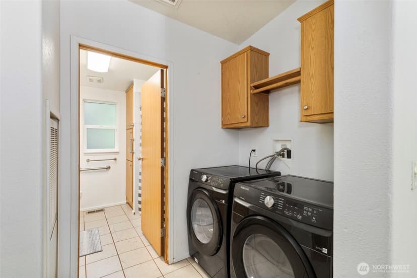 Property photo for 7831 Phillips Road SE, Port Orchard photo 14