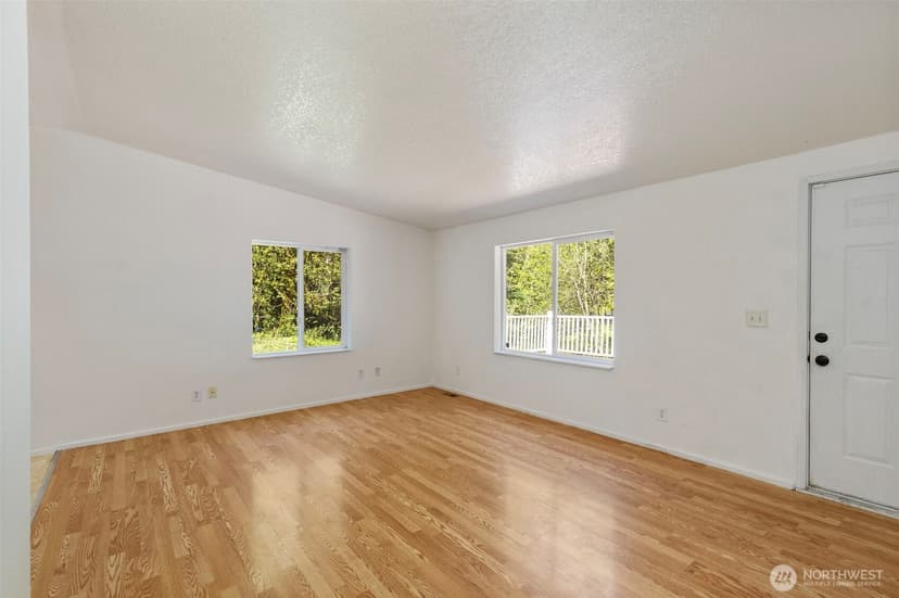 Property photo for 7831 Phillips Road SE, Port Orchard photo 9