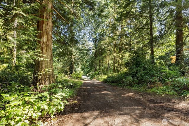 Property photo for 7831 Phillips Road SE, Port Orchard photo 2