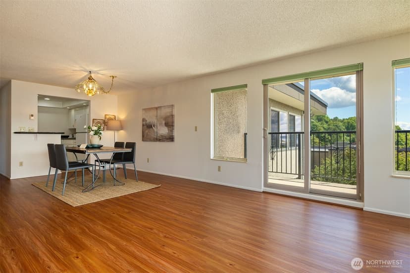 Property photo for 2219 13th Avenue W #5, Seattle photo 10