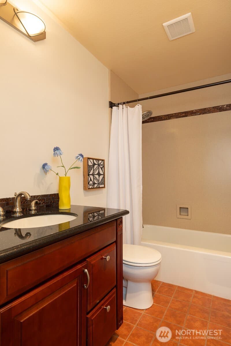 Property photo for 2219 13th Avenue W #5, Seattle photo 21