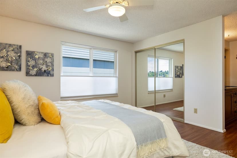 Property photo for 2219 13th Avenue W #5, Seattle photo 15