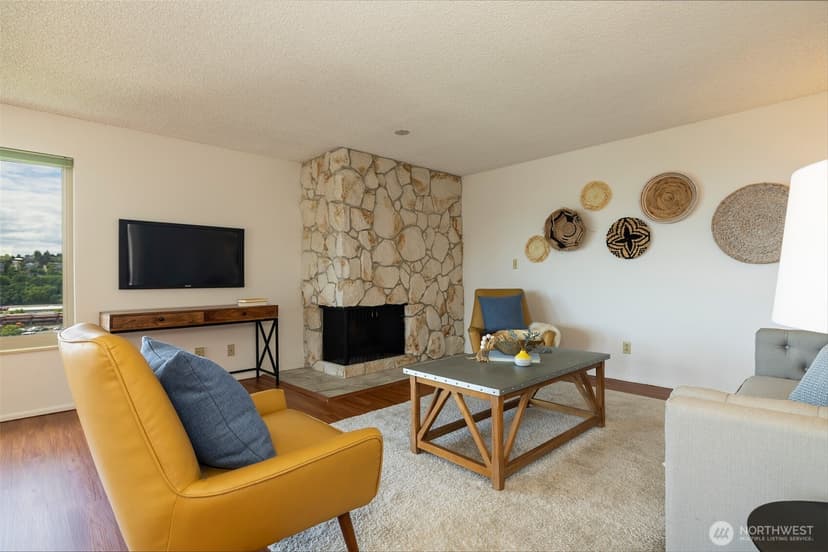 Property photo for 2219 13th Avenue W #5, Seattle photo 6