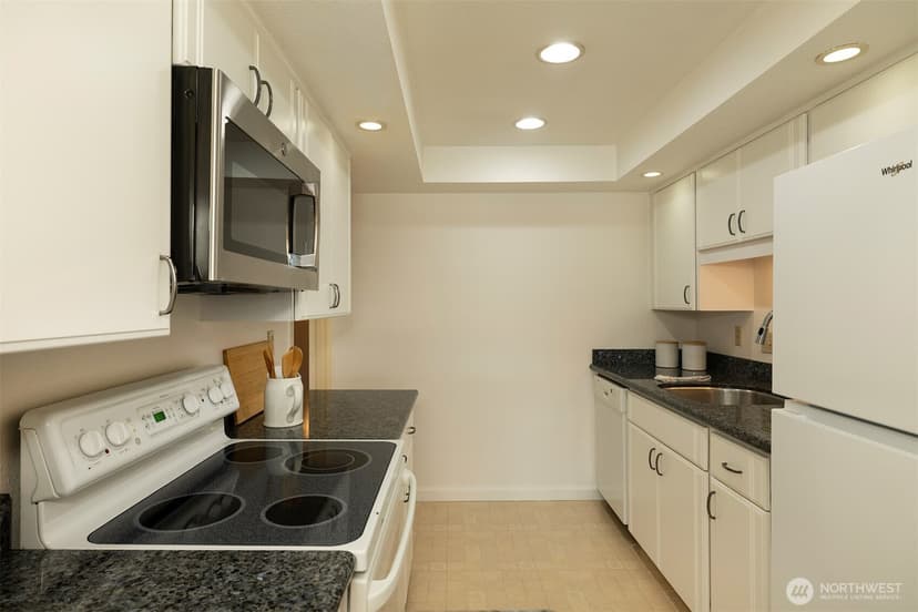 Property photo for 2219 13th Avenue W #5, Seattle photo 12