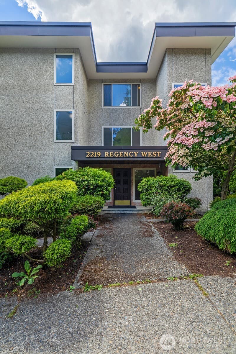 Property photo for 2219 13th Avenue W #5, Seattle photo 33